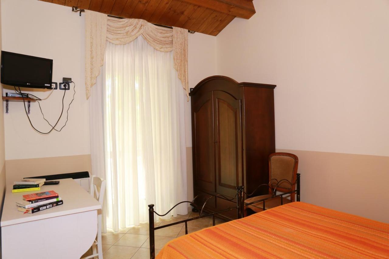 Agriturismo Casa Della Nonna 모르마노 외부 사진