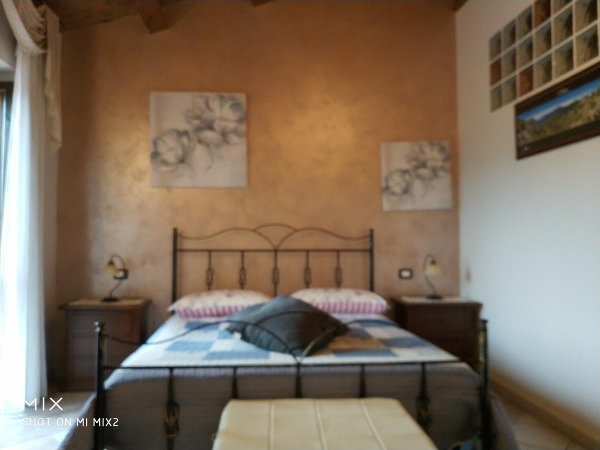 Agriturismo Casa Della Nonna 모르마노 외부 사진