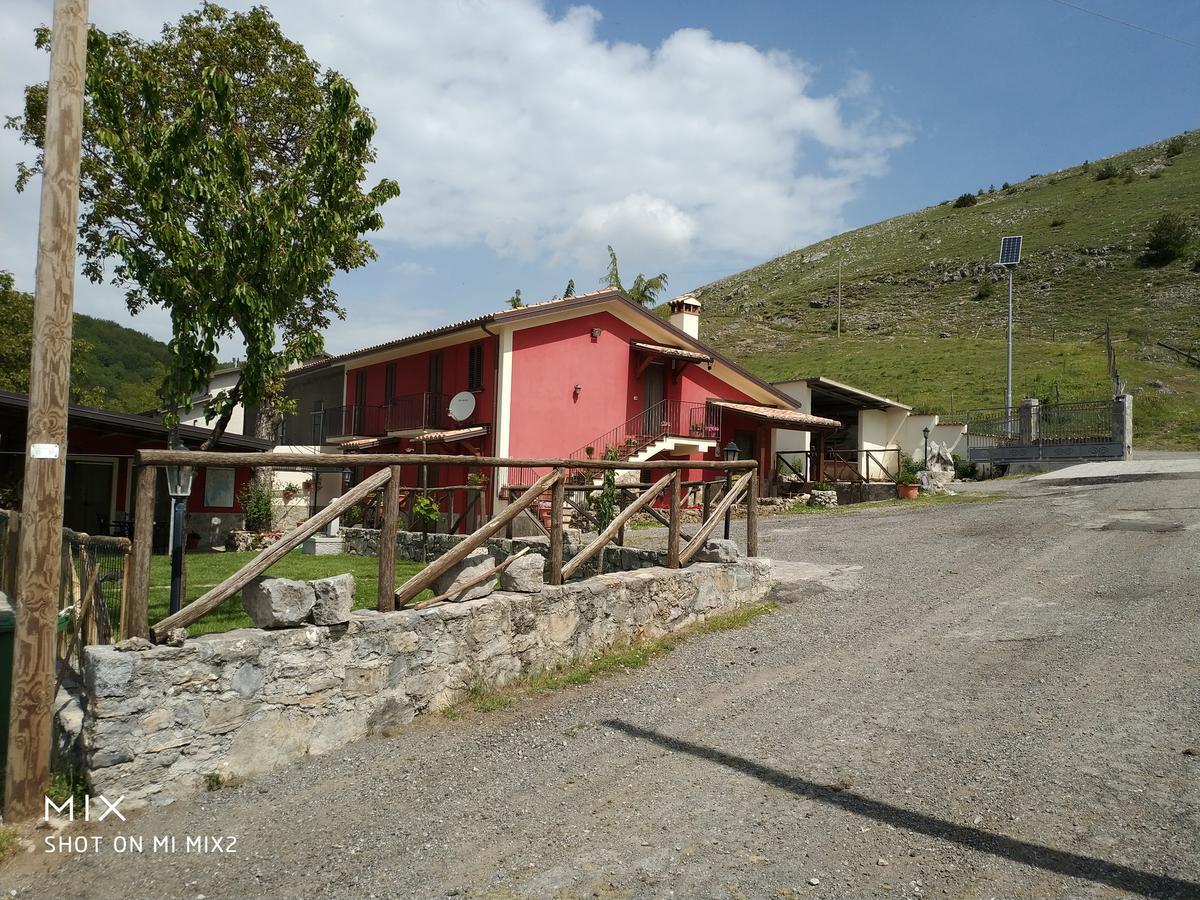 Agriturismo Casa Della Nonna 모르마노 외부 사진